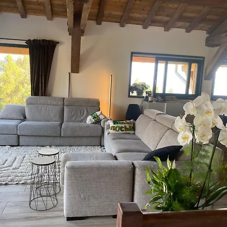 Familial Bergerie Chalet